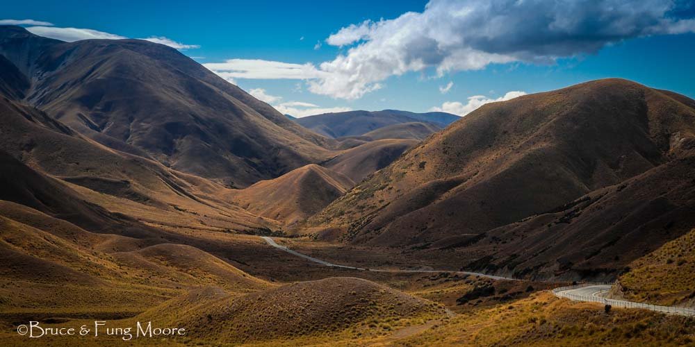 The Lindis Pass Road, South Island, New Zealand