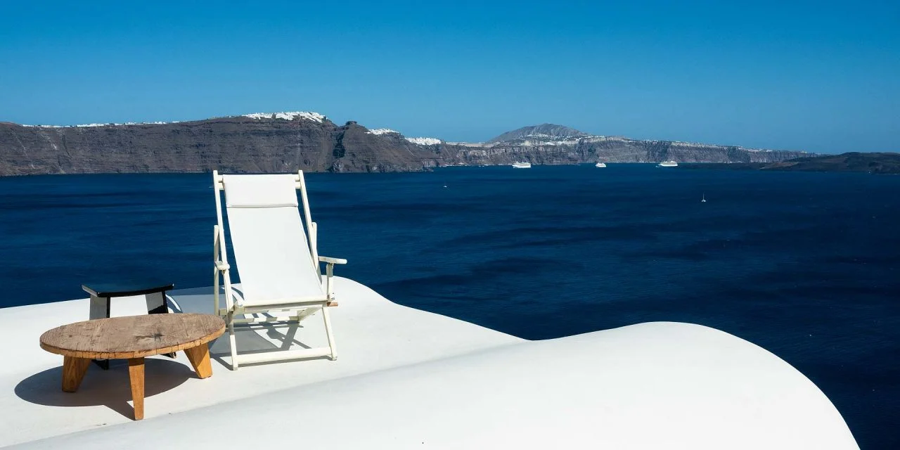 Doin’ The Santorini Sunset Shuffle